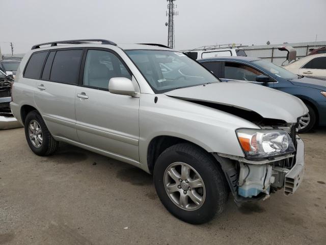 Photo 4 from auction – 2004 TOYOTA HIGHLANDER with VIN JTEGD21AX40082312