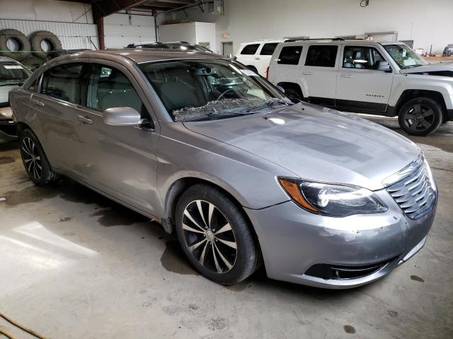 Photo 4 from auction – 2013 CHRYSLER 200 TOURIN with VIN 1C3CCBBG7DN738773