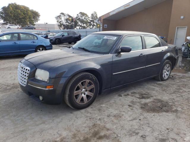CHRYSLER 300 TOURIN 2007 with VIN 2C3KA53G37H752989 - Photo from auction