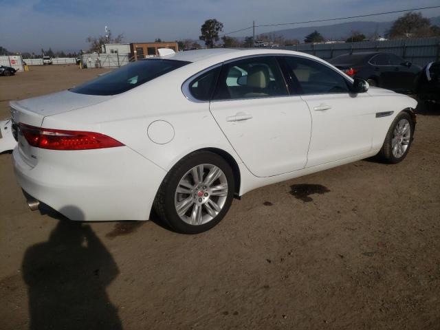 Photo 3 from auction – 2017 JAGUAR XF with VIN SAJBR4BV9HCY33161