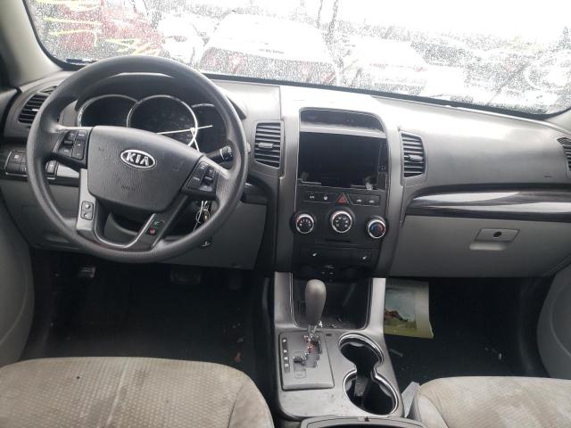 Photo 8 from auction – 2013 KIA SORENTO LX with VIN 5XYKT3A62DG343543