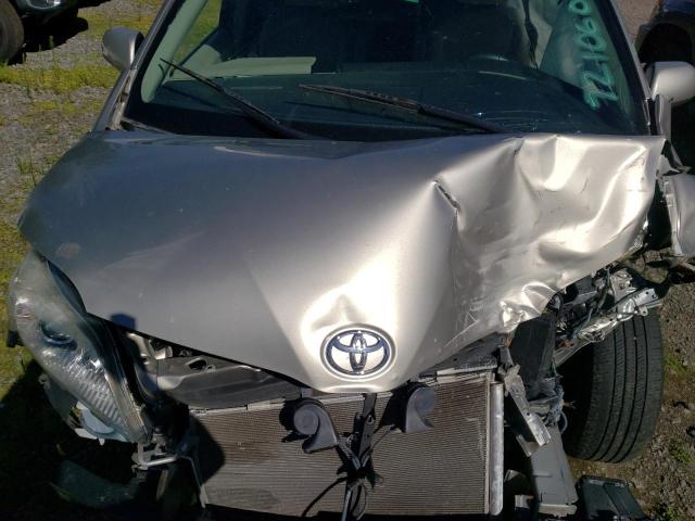 Photo 12 from auction – 2017 TOYOTA SIENNA LE with VIN 5TDKZ3DC1HS774500