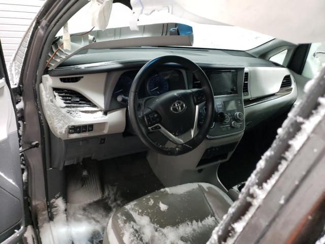 Photo 8 from auction – 2016 TOYOTA SIENNA XLE with VIN 5TDYK3DC0GS746524