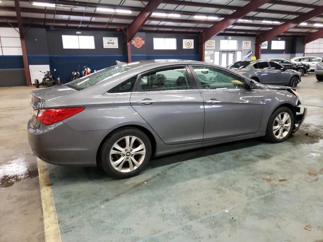 Photo 3 from auction – 2011 HYUNDAI SONATA SE with VIN 5NPEC4AC3BH142247