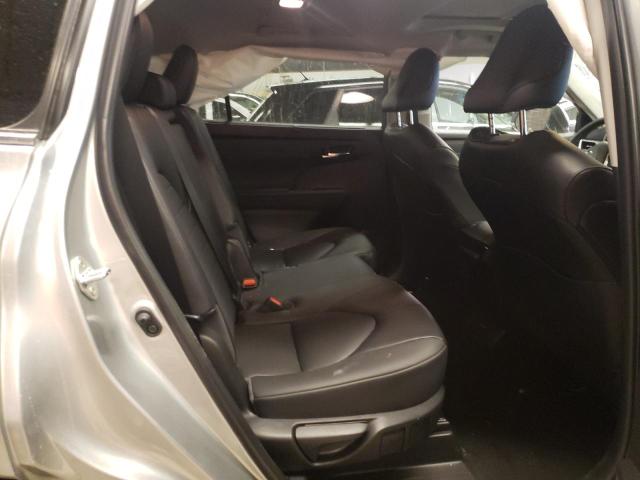 Photo 11 from auction – 2022 TOYOTA HIGHLANDER with VIN 5TDGZRBH7NS225290