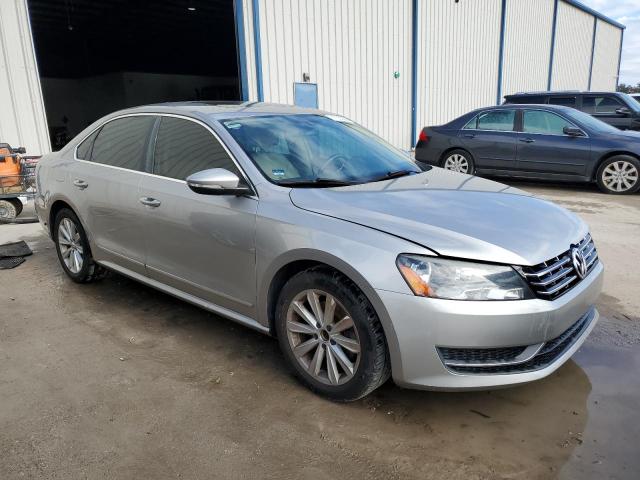 Photo 4 from auction – 2012 VOLKSWAGEN PASSAT SEL with VIN 1VWCP7A3XCC025076