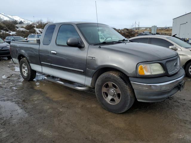 Photo 4 from auction – 2002 FORD F150 with VIN 1FTRX17202KC06930