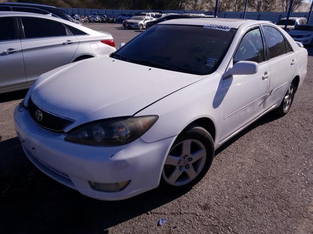 TOYOTA CAMRY LE 2005 with VIN 4T1BE32K45U021424 - Photo from auction