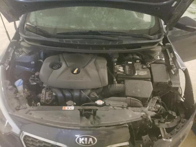 Photo 11 from auction – 2016 KIA FORTE LX with VIN KNAFK5A80G5571102