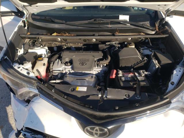Photo 12 from auction – 2017 TOYOTA RAV4 XLE with VIN 2T3WFREV6HW402758