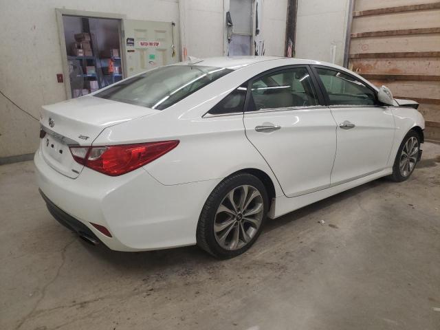 Photo 3 from auction – 2014 HYUNDAI SONATA SE with VIN 5NPEC4AB1EH843896