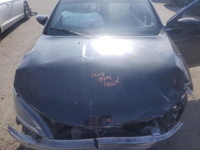 Photo 11 from auction – 2015 CHRYSLER 200 LIMITE with VIN 1C3CCCAB1FN639980