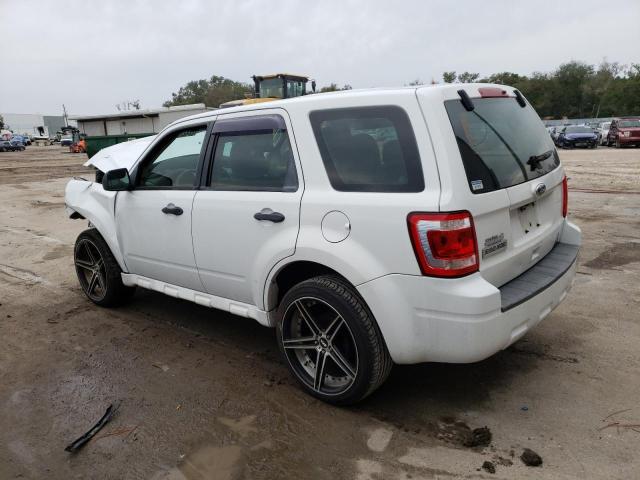 Photo 2 from auction – 2010 FORD ESCAPE XLS with VIN 1FMCU0C79AKB17927