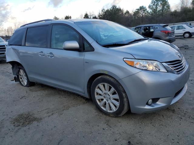 Photo 4 from auction – 2017 TOYOTA SIENNA XLE with VIN 5TDDZ3DC0HS167142