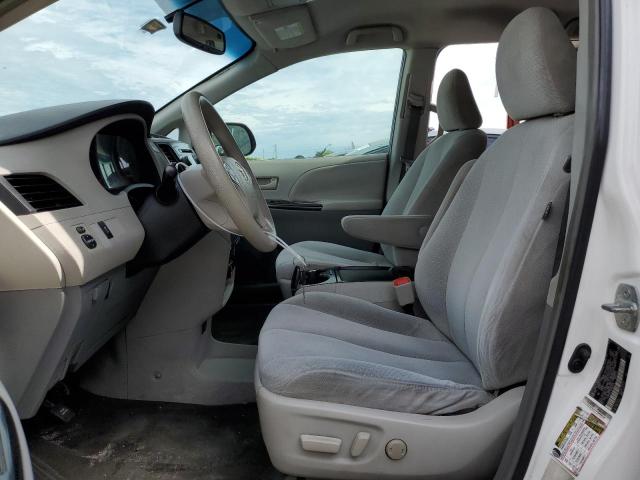 Photo 7 from auction – 2011 TOYOTA SIENNA LE with VIN 5TDKK3DC7BS023705