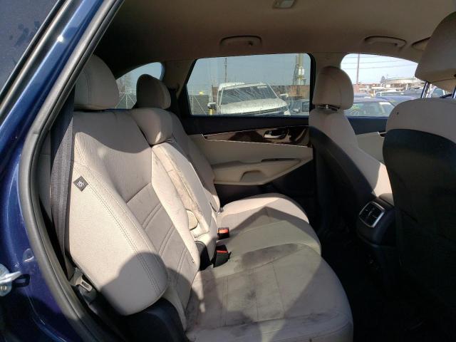 Photo 11 from auction – 2017 KIA SORENTO LX with VIN 5XYPG4A39HG197850