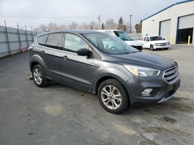 Photo 4 from auction – 2017 FORD ESCAPE SE with VIN 1FMCU9GD3HUD12716