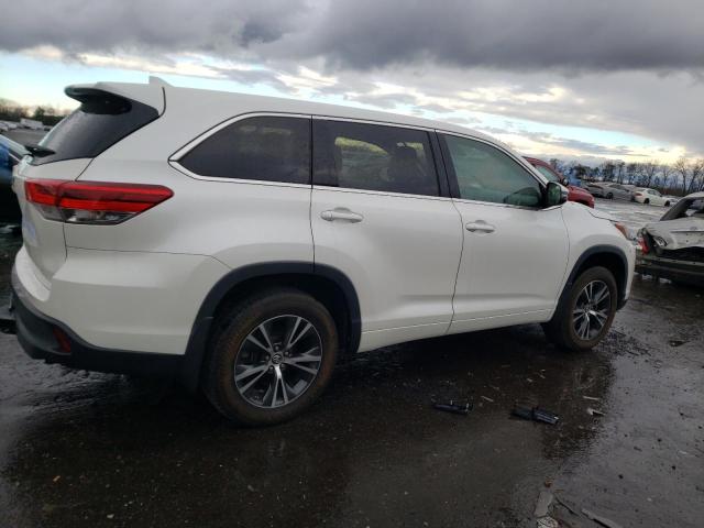 Photo 3 from auction – 2017 TOYOTA HIGHLANDER with VIN 5TDBZRFH3HS402197