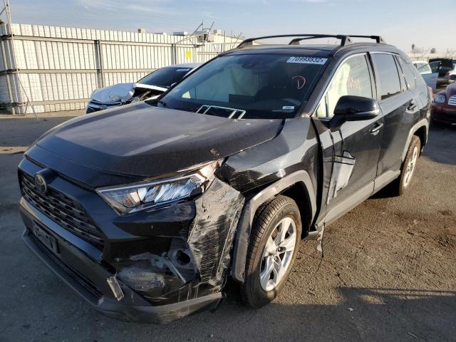 Photo 1 from auction – 2019 TOYOTA RAV4 XLE with VIN JTMW1RFV8KD504497