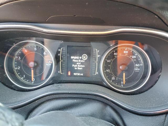 Photo 9 from auction – 2019 JEEP CHEROKEE L with VIN 1C4PJLLB0KD176357