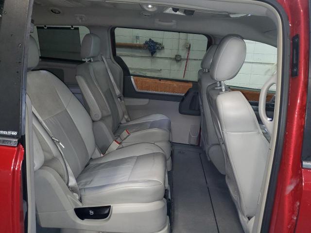 Photo 11 from auction – 2010 CHRYSLER TOWN & COU with VIN 2A4RR6DX4AR167079