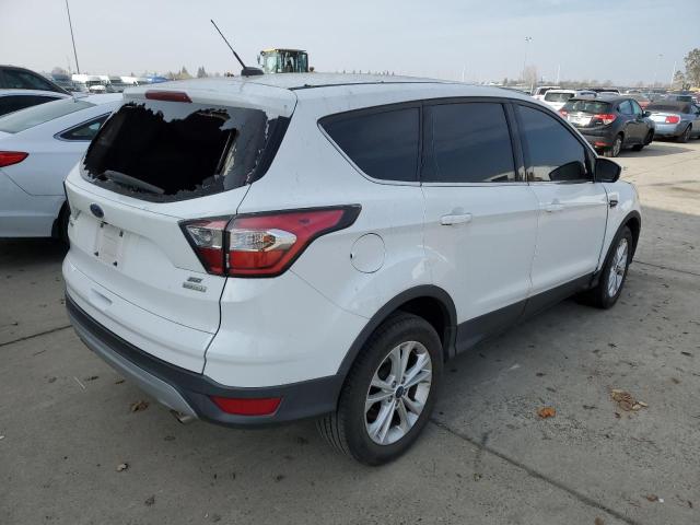 Photo 3 from auction – 2017 FORD ESCAPE SE with VIN 1FMCU0GD5HUA82575