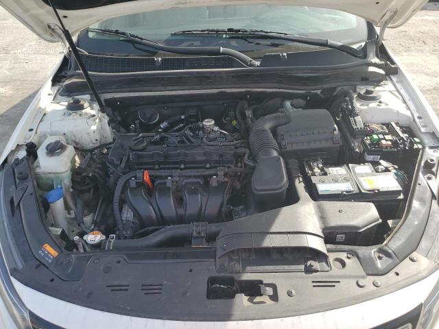 Photo 11 from auction – 2015 KIA OPTIMA LX with VIN KNAGM4A78F5596196