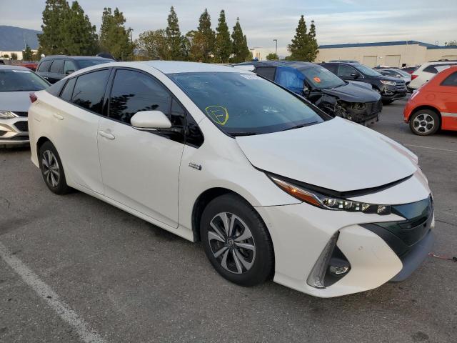 Photo 4 from auction – 2017 TOYOTA PRIUS PRIM with VIN JTDKARFP9H3022202