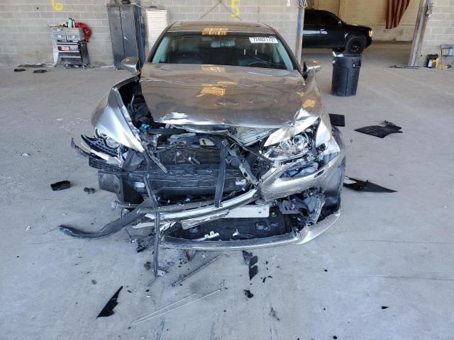 Photo 5 from auction – 2017 LEXUS LS 460 with VIN JTHCL5EF2H5027700
