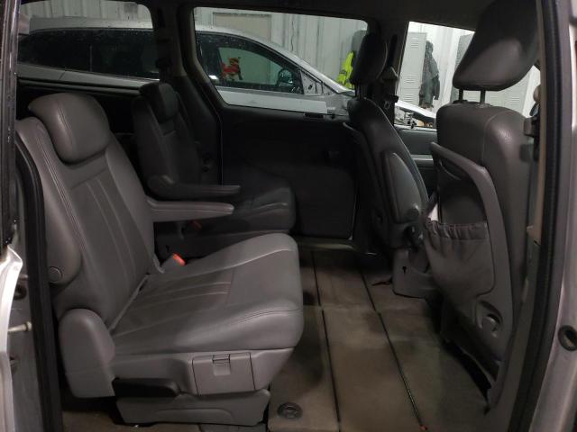 Photo 11 from auction – 2007 CHRYSLER TOWN & COU with VIN 2A4GP54L47R278700