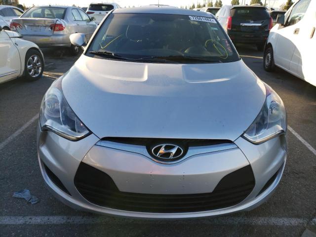 Photo 5 from auction – 2016 HYUNDAI VELOSTER with VIN KMHTC6AD4GU286457