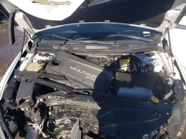 Photo 11 from auction – 2016 CHRYSLER 200 LIMITE with VIN 1C3CCCAB6GN120974