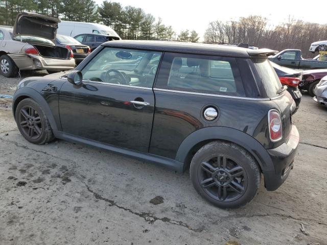 Photo 2 from auction – 2011 MINI COOPER with VIN WMWSV3C53BTY15309