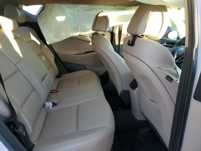 Photo 10 from auction – 2016 HYUNDAI TUCSON LIM with VIN KM8J33A29GU095122