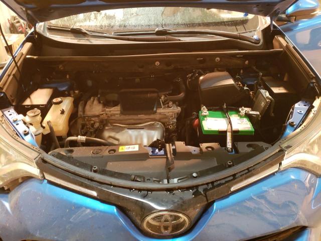 Photo 12 from auction – 2017 TOYOTA RAV4 XLE with VIN JTMWFREV4HJ143606