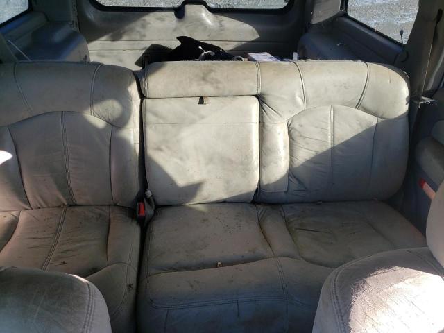 Photo 10 from auction – 2001 CHEVROLET TAHOE with VIN 1GNEC13TX1J173178