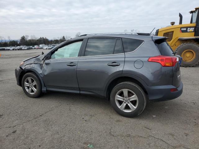 Photo 2 from auction – 2015 TOYOTA RAV4 XLE with VIN 2T3RFREV9FW233085