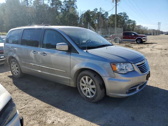 Photo 4 from auction – 2016 CHRYSLER TOWN & COU with VIN 2C4RC1BG5GR267889