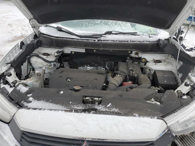 Photo 12 from auction – 2017 MITSUBISHI OUTLANDER with VIN JA4AR3AU7HZ068844