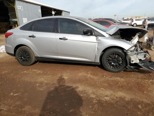 Foto 4 de la subasta – 2018 FORD FOCUS S con VIN 1FADP3E2XJL304189