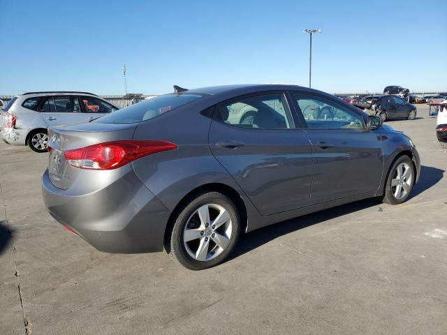 Photo 3 from auction – 2012 HYUNDAI ELANTRA GL with VIN 5NPDH4AEXCH092544