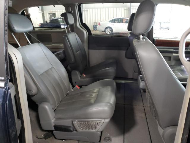 Photo 11 from auction – 2009 CHRYSLER TOWN & COU with VIN 2A8HR541X9R528200