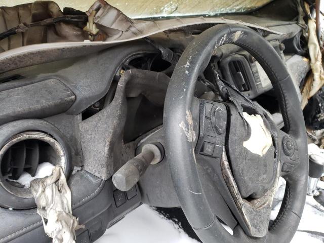 Photo 9 from auction – 2017 TOYOTA RAV4 LIMIT with VIN 2T3DFREV3HW635875