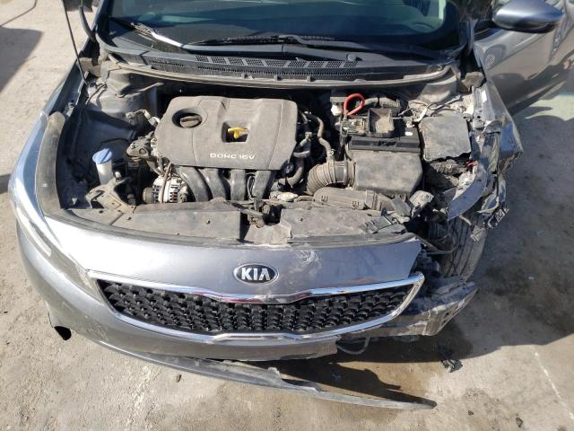 Photo 11 from auction – 2018 KIA FORTE LX with VIN 3KPFL4A78JE279890