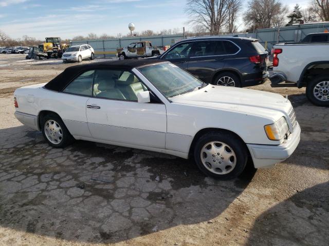 Photo 4 from auction – 1995 MERCEDES-BENZ E 320 with VIN WDBEA66E8SC275690
