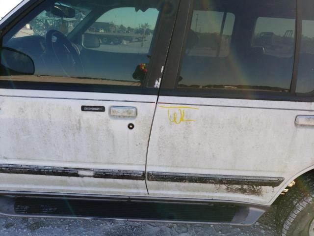 Photo 13 from auction – 1997 FORD EXPLORER with VIN 1FMDU35P8VZC20997