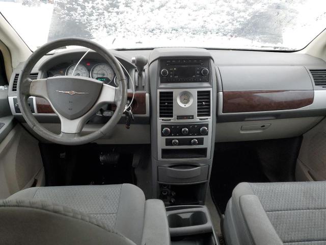 Photo 8 from auction – 2010 CHRYSLER TOWN & COU with VIN 2A4RR5D1XAR278984