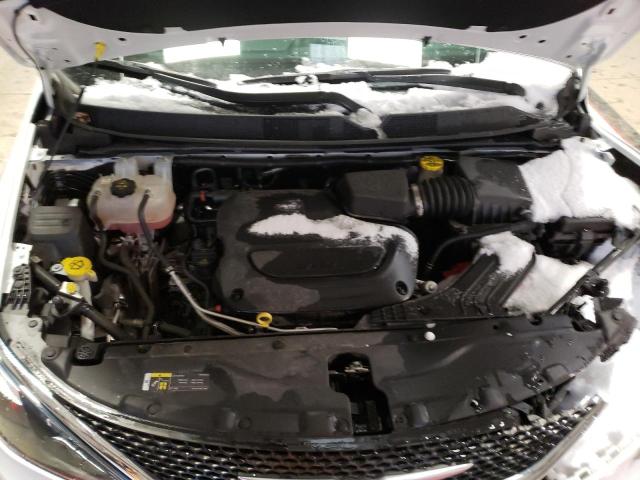 Photo 12 from auction – 2021 CHRYSLER VOYAGER LX with VIN 2C4RC1CG3MR558367