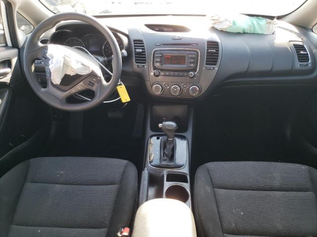 Photo 8 from auction – 2017 KIA FORTE LX with VIN 3KPFK4A74HE118305
