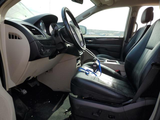 Photo 7 from auction – 2015 CHRYSLER TOWN & COU with VIN 2C4RC1BG8FR751845